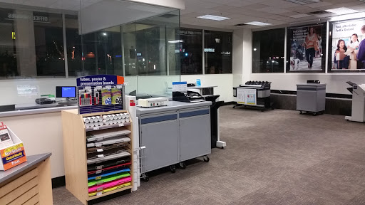 Print Shop «FedEx Office Print & Ship Center», reviews and photos, 532 C St, San Diego, CA 92101, USA