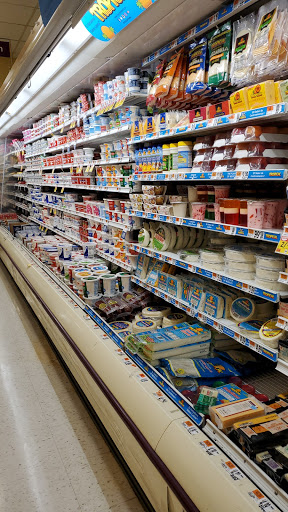 Grocery Store «Super Stop & Shop», reviews and photos, 1391 Main St, Willimantic, CT 06226, USA