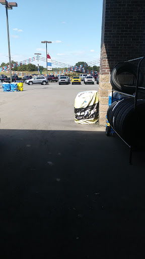 Used Car Dealer «Hagans Dodge Chrysler Motors», reviews and photos, 401 Builders Ln, Morrilton, AR 72110, USA