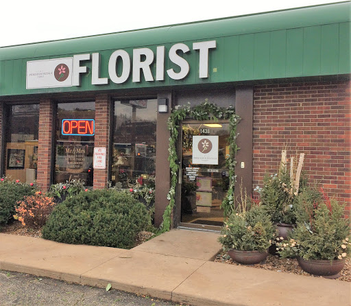 Florist «A Precious Petals Florist», reviews and photos, 1438 S Robert St, West St Paul, MN 55118, USA
