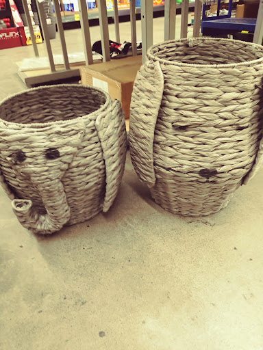 Grocery Store «Grocery Outlet Bargain Market», reviews and photos, 1060 N Wilson Way, Stockton, CA 95205, USA