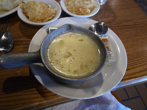 American Restaurant «Cracker Barrel Old Country Store», reviews and photos, 1162 Wayne Ave, Chambersburg, PA 17202, USA