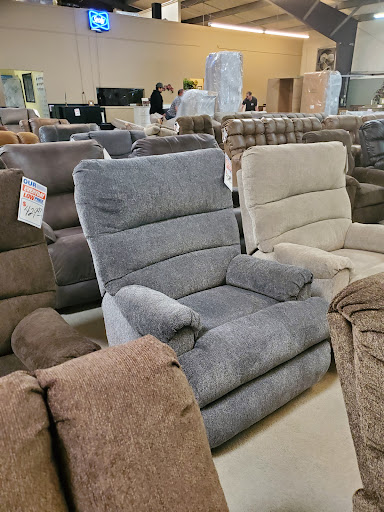Furniture Store «American Furniture Mart», reviews and photos, 6614 Cleveland Blvd, Caldwell, ID 83607, USA