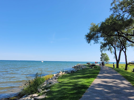 Memorial Park «Veterans Memorial Park», reviews and photos, 32400 Jefferson Ave, St Clair Shores, MI 48082, USA