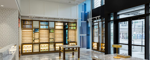 Eye Care Center «Warby Parker», reviews and photos, 1123 N State St, Chicago, IL 60610, USA