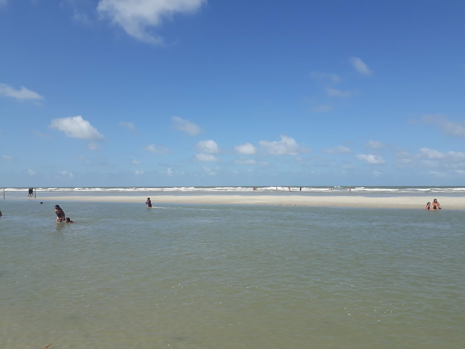Fotografie cu Praia De Maruda cu nivelul de curățenie înalt