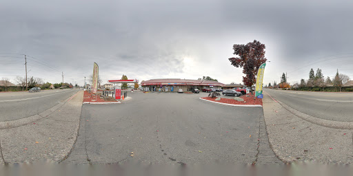 Tobacco Shop «Big Blaze smoke shop», reviews and photos, 851 N Sacramento St, Lodi, CA 95240, USA