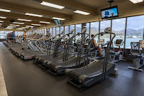 24 Hour Fitness - Photo 3 - Car repair in Honolulu, HI, Honolulu