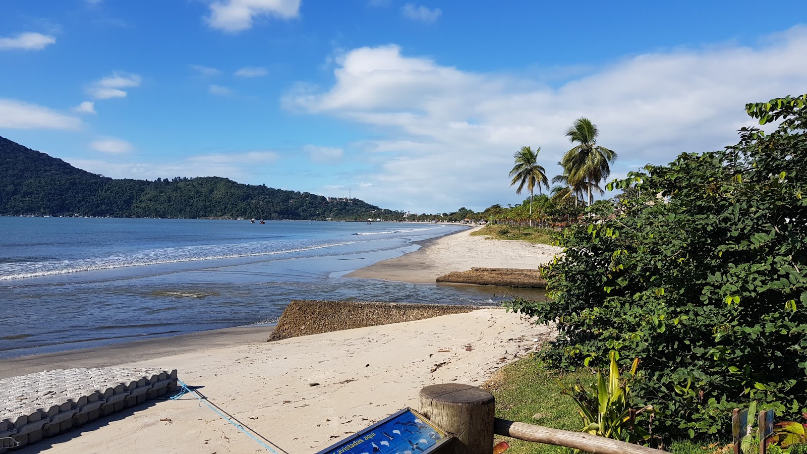 Praia do Itaguá'in fotoğrafı düz ve uzun ile birlikte