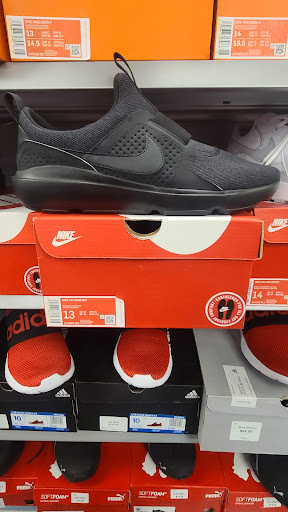 Shoe Store «Shoe Carnival», reviews and photos, 4340 13th Ave S, Fargo, ND 58103, USA