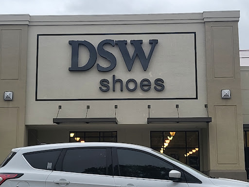 Shoe Store «DSW Designer Shoe Warehouse», reviews and photos, 13711 S Tamiami Trail, Fort Myers, FL 33912, USA