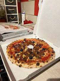 Plats et boissons du Pizzeria Follia della pizza à Corneilla-Del-Vercol - n°11