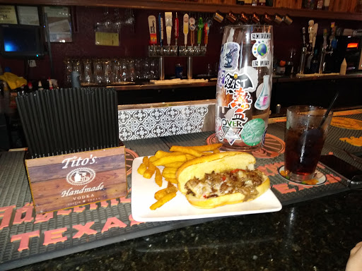 Night Club «The Tipsy Tavern Bar & Grill», reviews and photos, 2230 S 77 Sunshine Strip, Harlingen, TX 78550, USA