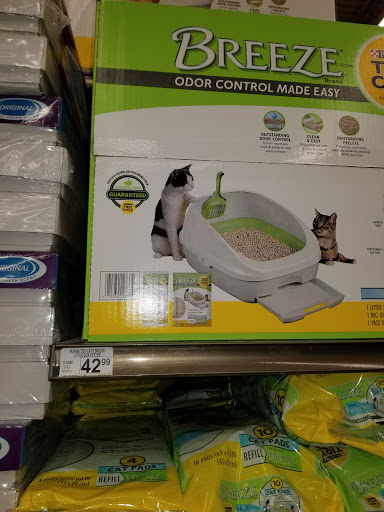 Pet Supply Store «Petco Animal Supplies», reviews and photos, 717 SE Geary St #101, Albany, OR 97321, USA