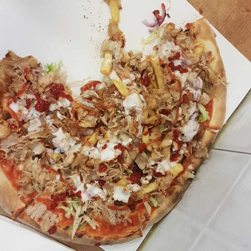 Mangio Pizza Kebab