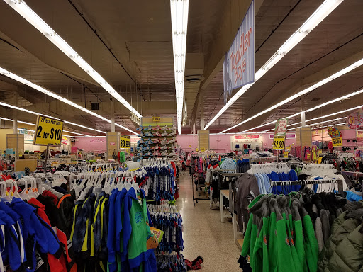 Discount Store «Fallas Discount Stores», reviews and photos, 19719 Sherman Way, Winnetka, CA 91306, USA