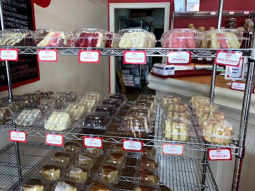 Cake Shop «Piece of Cake Inc.», reviews and photos, 2615 George Busbee Pkwy NW #23, Kennesaw, GA 30144, USA