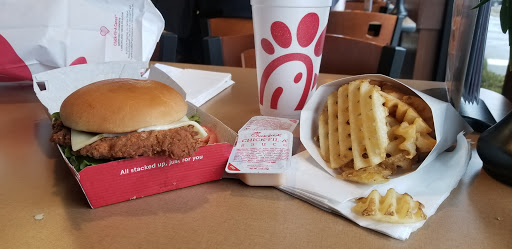 Fast Food Restaurant «Chick-fil-A», reviews and photos, 301 E Loop Rd, Wheaton, IL 60189, USA