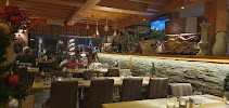 Atmosphère du Restaurant La Romanche à Le Bourg-d'Oisans - n°11
