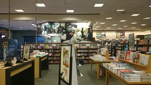 Book Store «Barnes & Noble», reviews and photos, 4909 W Waco Dr, Waco, TX 76710, USA