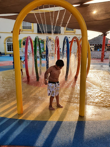Splash 'n' Party Kids Waterpark