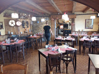 Atmosphère du Restaurant français La Table de Papa à Le Bignon - n°18
