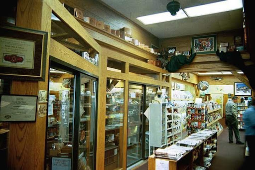 Riegel's Pipe & Tobacco Shop