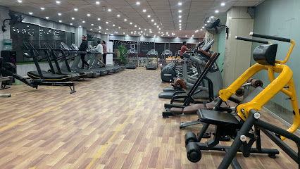 Zain,s Gym - C435+H2G, Souk Al-Kuwait, Harianwala Chowk, Block D People,s Colony No 1, Faisalabad, Punjab 38000, Pakistan