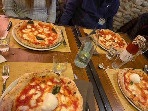 Pizza e Mozzarella in Paderno Dugnano, Città Metropolitana di Milanoo