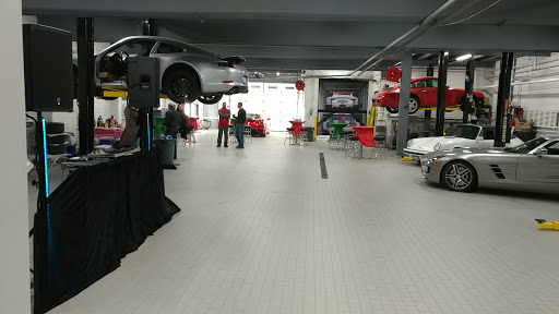 Auto Repair Shop «North Shore Auto Rebuilders Inc», reviews and photos, 6240 N Broadway St, Chicago, IL 60660, USA