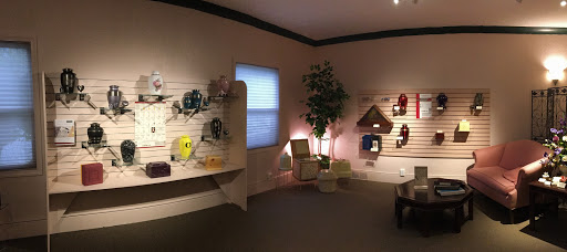 Funeral Home «Gresham Memorial Chapel», reviews and photos, 257 SE Roberts Ave, Gresham, OR 97080, USA