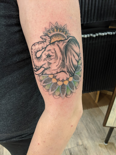 Tattoo Shop «Mind Altering Tattoos», reviews and photos, 327 Main St, La Crosse, WI 54601, USA