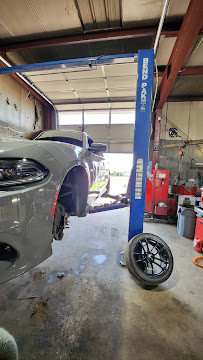 Brighton Bulldog Tires, Wheels and Alignment | Air Conditionings - Photo 9 - Car repair in Brighton, CO, Thornton