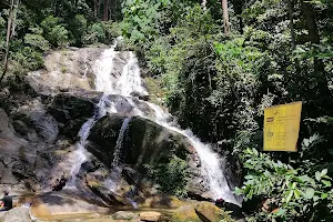 Kanching Falls image