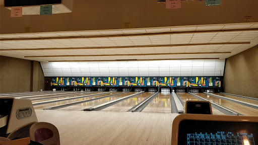 Bowling Alley «Court Lanes North», reviews and photos, 4707 W Mill Rd, Milwaukee, WI 53218, USA