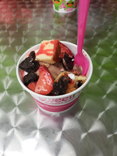 Frozen Yogurt Shop «Sweet Frog», reviews and photos, 4871 US-90, Pace, FL 32571, USA