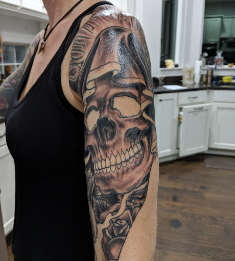 Tattoo Shop «Against the Grain Tattoos», reviews and photos, 1380 Cypress Ave, Melbourne, FL 32935, USA