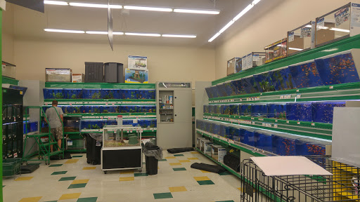 Pet Supply Store «Pet Supplies Plus», reviews and photos, 605 Grand Central Ave, Vienna, WV 26105, USA