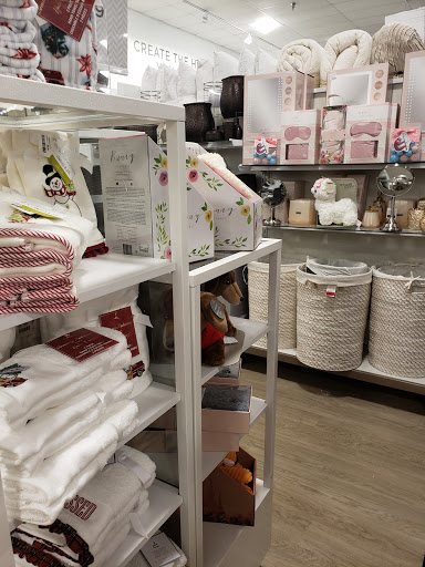 Department Store «HomeGoods», reviews and photos, 11251 Pines Blvd, Pembroke Pines, FL 33026, USA