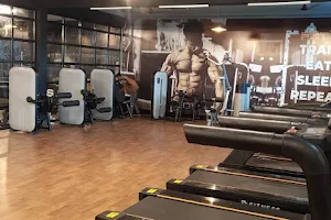Fitx gym station || best gym in Kota || gym in station image