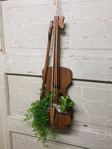 Florist «Little Flower Shop», reviews and photos, 616 High St, Delano, CA 93215, USA