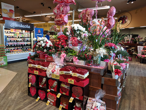 Grocery Store «Safeway», reviews and photos, 401 A Ave, Lake Oswego, OR 97034, USA