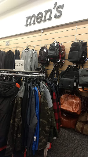 Department Store «Nordstrom Rack The Gallery At Westbury Plaza», reviews and photos, 1040 Old Country Rd, Garden City, NY 11530, USA