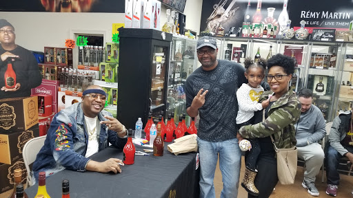 Liquor Store «Liquor Depot Express», reviews and photos, 2801 E Pioneer Pkwy #106, Arlington, TX 76010, USA