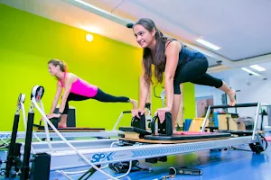 Aktiv-Split, pilates, exercise for the spine, personal training image