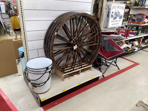 Home Improvement Store «Tractor Supply Co.», reviews and photos, 389 Comfort Dr, Harrison, OH 45030, USA