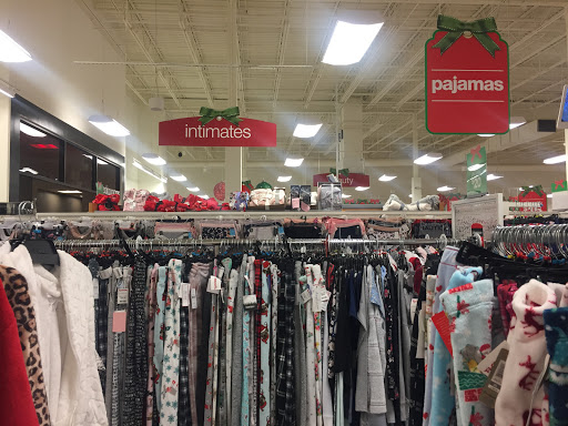 Department Store «T.J. Maxx», reviews and photos, 1751 Ritchie Station Ct, Capitol Heights, MD 20743, USA