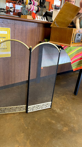 Thrift Store «Hope Family Thrift Store», reviews and photos, 1122 E 51st St, Austin, TX 78723, USA