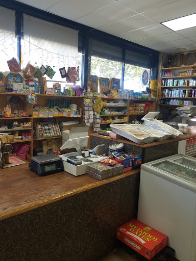 Grocery Store «Royal Indian Grocery», reviews and photos, 560 New Park Ave, West Hartford, CT 06110, USA