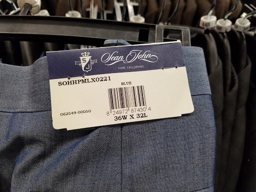 Clothing Store «K&G Fashion Superstore», reviews and photos, 5802 E Virginia Beach Blvd #108, Norfolk, VA 23502, USA